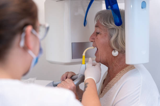 Best Emergency Treatment for Toothache in Youngtown, AZ